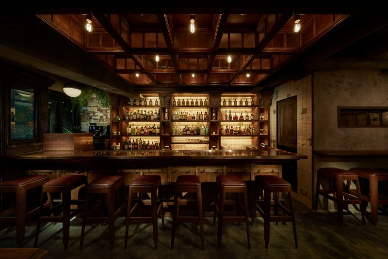 The SG Club Interior-W50BB23-LIP